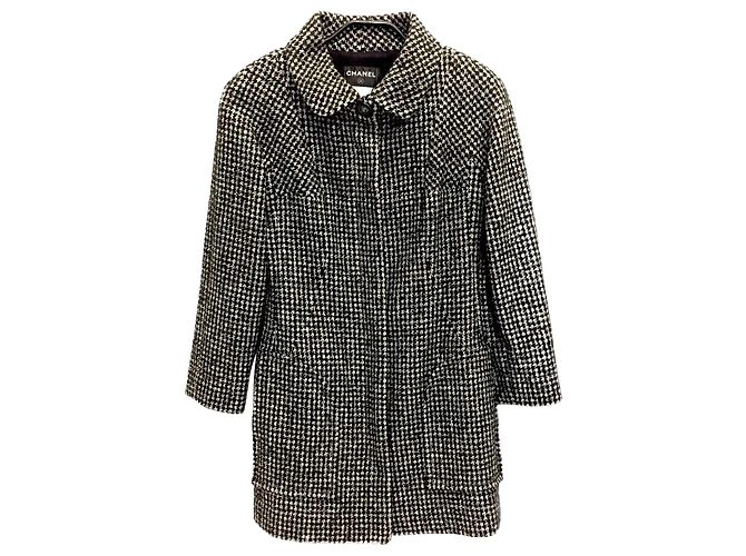 Timeless Abrigo de tweed blanco y negro de VC Chanel con botones de león Gris