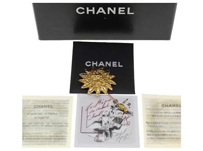 CHANEL Spilla metallo Oro CC Auth 38119 D'oro
