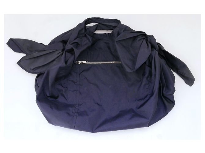 Comme Des Garcons borsa ballon laterale con lacci