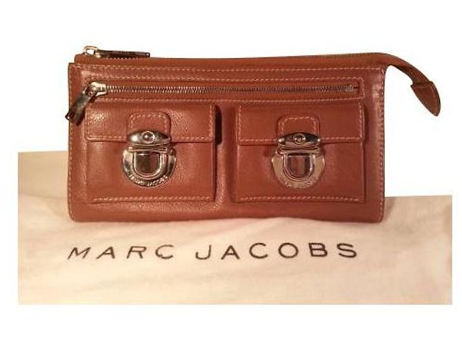 Marc Jacobs Clutch Tasche aus Leder Kastanienbraun