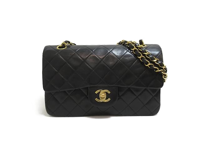 Chanel Small Classic Double Flap Bag Black Leather Lambskin ref.853048 -  Joli Closet