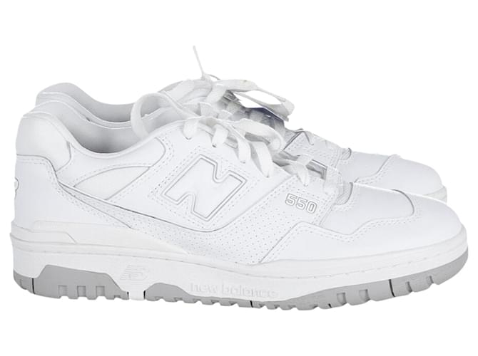 New Balance 550 Sneakers in White Leather  ref.853115