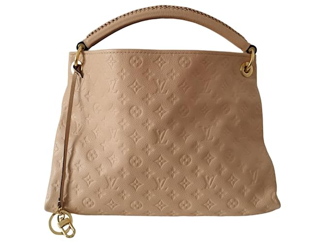 Louis Vuitton Leather Exterior Exterior Bags & Handbags for Women