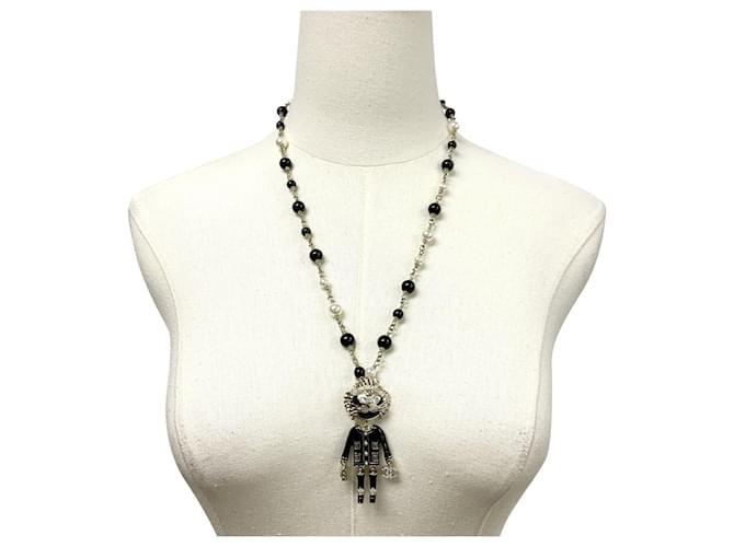 Long Necklaces Chanel CC B22P Lion Doll Pearl GHW Long Necklace