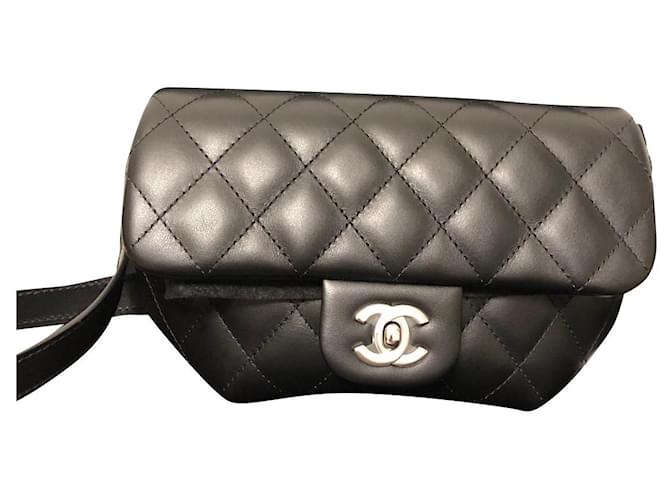 Classique Chanel Timeless Cuir Noir  ref.854297