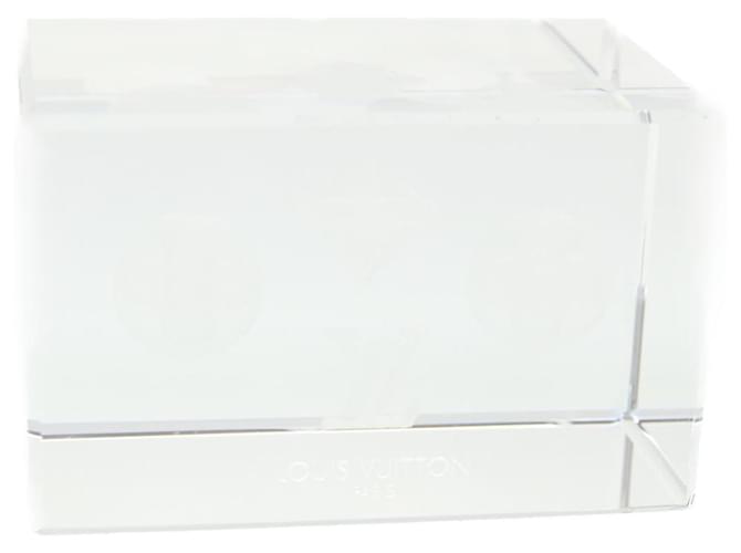 LOUIS VUITTON crystal Paper weight Glass VIP only Clear LV Auth 38121  ref.854850 - Joli Closet