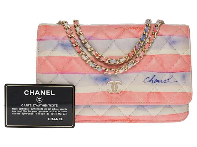 Wallet On Chain Chanel CARTEIRA COM CORRENTE BOLSA TRANSVERSAL (WOC) EM COURO MULTICOLORIDO -101025 Rosa Branco Azul Multicor Pele de cordeiro  ref.855362
