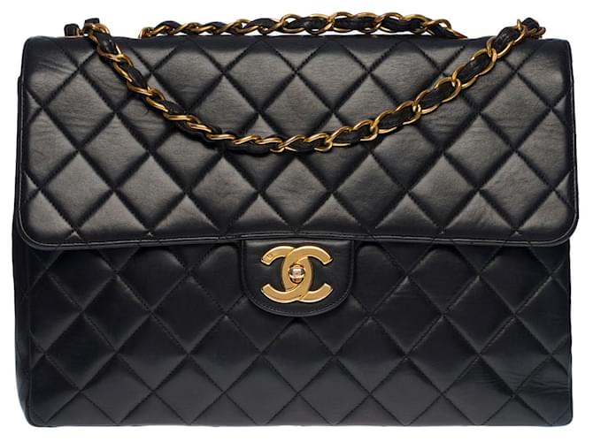 CHANEL TIMELESS JUMBO BOLSA DE ABAS ÚNICA BOLSA TRANSVERSAL EM COURO PRETO ACOLCHOADO DE CORDEIRO - 100406  ref.855394