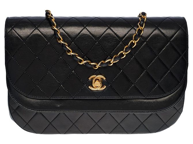 Timeless CHANEL BOLSA CLÁSSICA COM FLAP MEIA-LUA BOLSA TRANSVERSAL EM COURO PRETO ACOLCHOADO100414