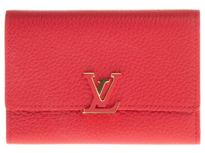 LOUIS VUITTON CAPUCINES COMPACT WALLET IN SCARLET RED TAURILLON LEATHER