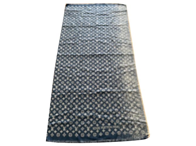 Louis Vuitton Blue Gradient Denim Shawl