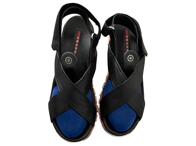 Sandali Prada in pelle nera con chiusura a velcro Nero