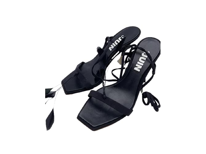 Autre Marque NON SIGNE / UNSIGNED  Sandals T.eu 37 Leather Black  ref.858058