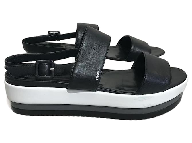 FENDI  Sandals T.eu 38 Leather Black  ref.859904