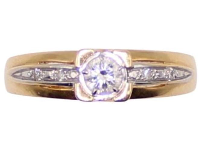 Autre Marque Ring with central diamond and body diamonds in yellow gold 750%O Gold hardware  ref.860848