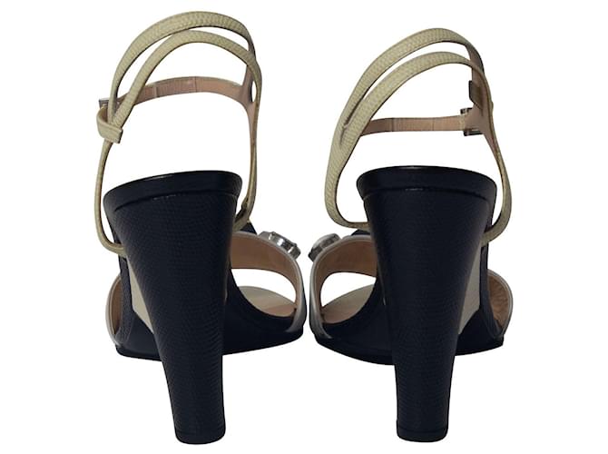 Fendi Crystal-Embellished Fantasia Sandals in White Leather  ref.861615