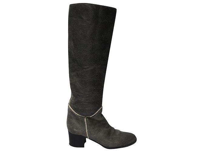 Chanel Textured Shearling Lining Boots in Black Leather Grey