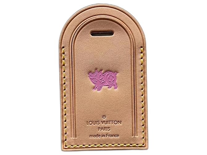 Louis Vuitton Bag charms Beige Leather  ref.862383