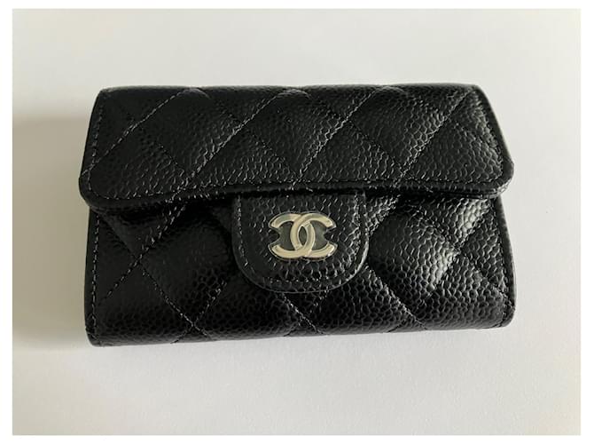 chanel card holder used
