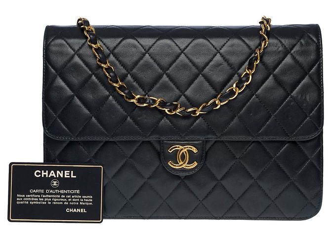 Timeless Chanel bolso de hombro clásico en piel acolchada negra -101152 Negro