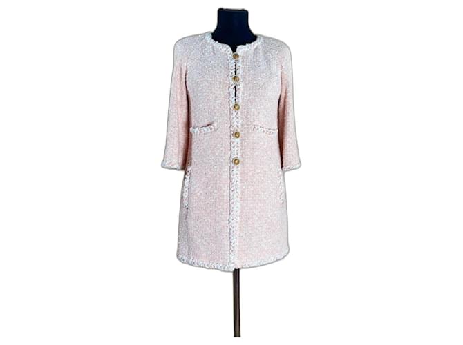 Chanel Giacca in tweed con bottoni gioiello Rosa  ref.869414