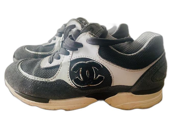 Baskets Chanel Boy Gris Foncé en Tissu Gris anthracite