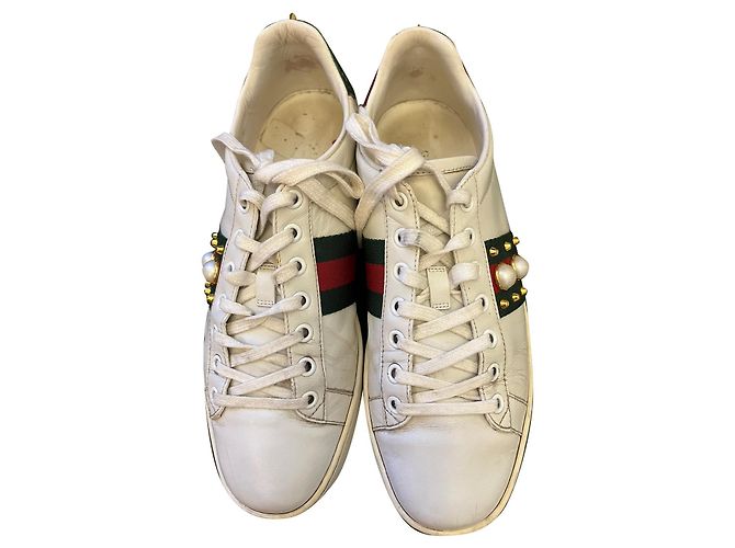 Baskets Gucci Pearl en cuir blanc