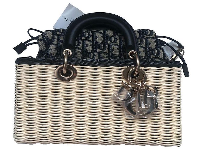 Dior Lady D-Joy médium