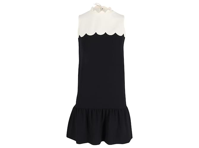 Victoria Beckham Mini robe à volants et empiècement festonné en coton noir  ref.871073