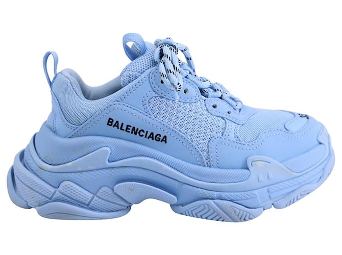 First Balenciaga Baskets Triple S en Polyester Bleu Clair  ref.871174