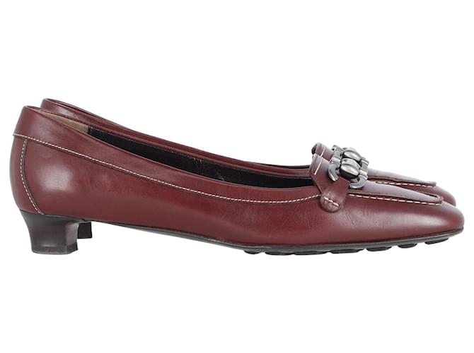 Salvatore Ferragamo Low-Heel Loafers in Burgundy Leather Dark red  ref.871235
