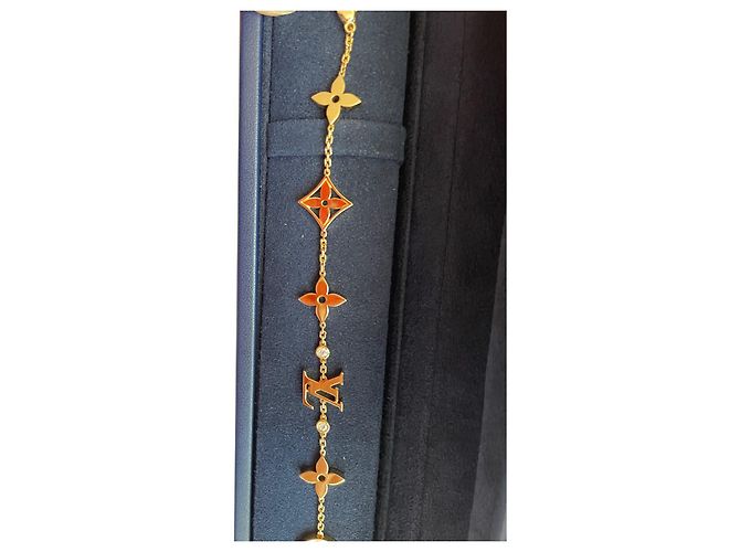 Pulseira Louis Vuitton Idylle Ouro e Diamantes Logo LV Dourado