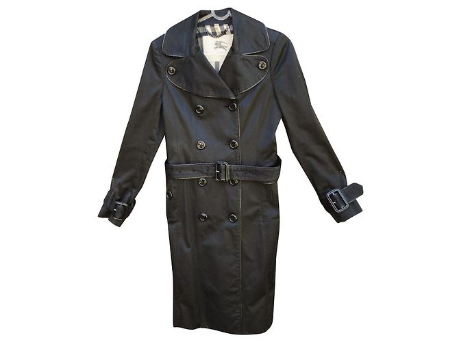 Dimensione della trincea di Burberry 36 (mancanza 1 pulsante)