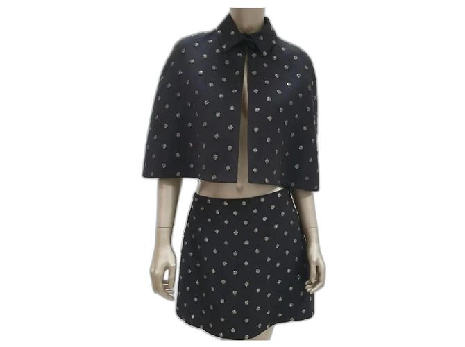 Conjunto Valentino Cape Saia