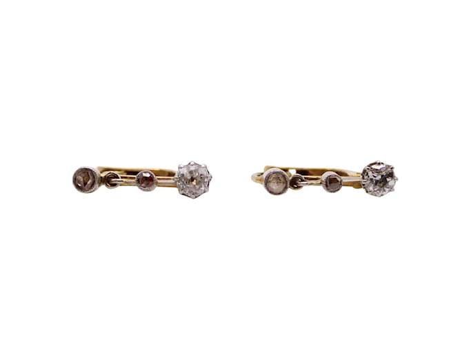 Autre Marque Yellow gold diamond trilogy sleeper earrings 750%O Gold hardware  ref.873372