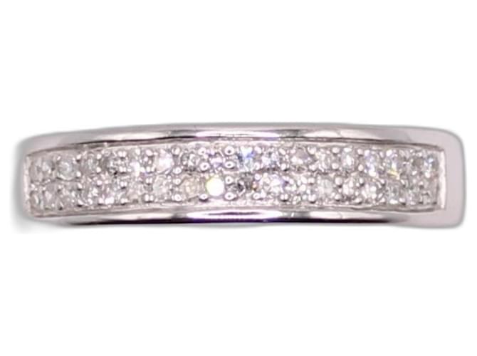 Autre Marque White gold diamond ribbon ring 750%O Silver hardware  ref.873394