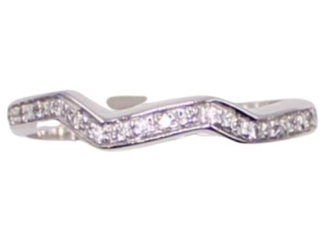 Autre Marque White gold diamond paving wave motif ring 750%O Silver hardware  ref.873496