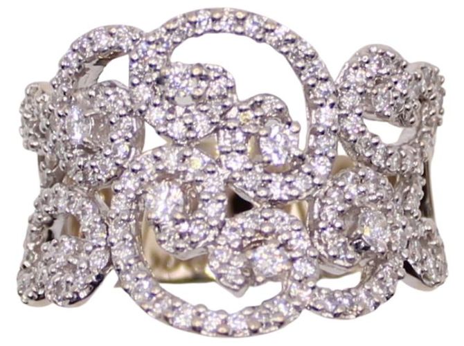 Autre Marque Anillo Arabesque engastado con diamantes en oro blanco 750%O Hardware de plata