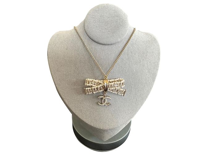 Cambon Chanel A22 K Doré
