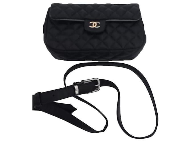 Chanel Purses, wallets, cases Black Leather  ref.971379