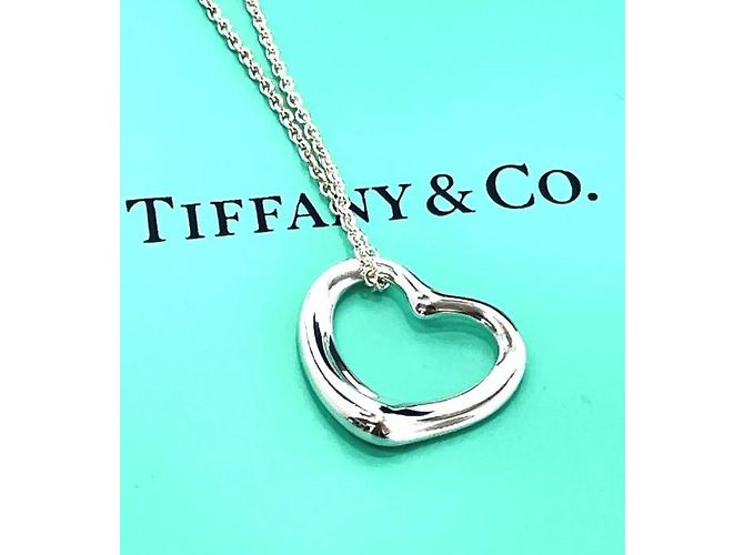 Colar com pingente de coração Elsa Peretti Tiffany & Co Prata