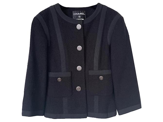 Chanel little black tweed jacket  ref.873846