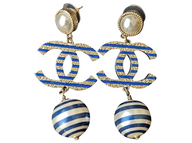 Chanel CC A19C Logo La Pausa Pearl Metal Striped Dangling Earrings Box Blue  ref.873887