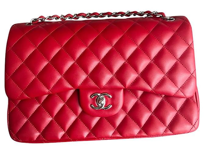 Chanel sac Classique Timeless Jumbo Cuir d'agneau Rouge  ref.873889