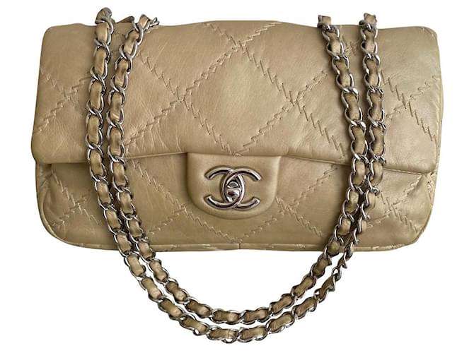 Timeless Chanel Klassisch Beige Golden Leder  ref.877065