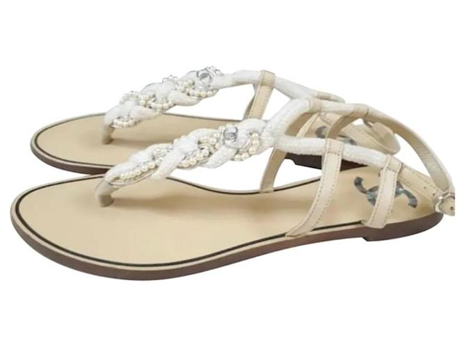 Chanel White Pearl Lace Thong Sandal Beige Leather  ref.877297