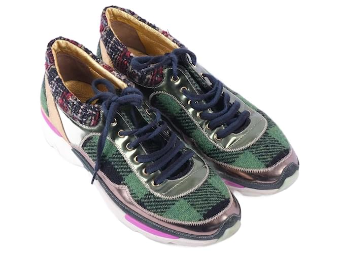 CHANEL  Trainers T.EU 38.5 Leather Green  ref.877695