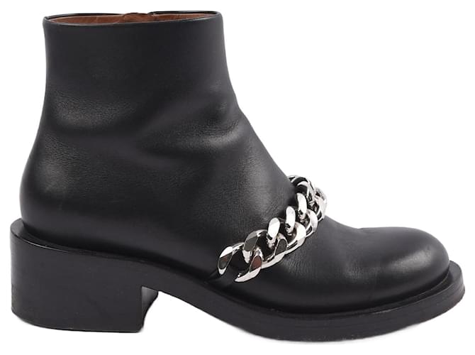 GIVENCHY  Ankle boots T.EU 39 Leather Black  ref.877758