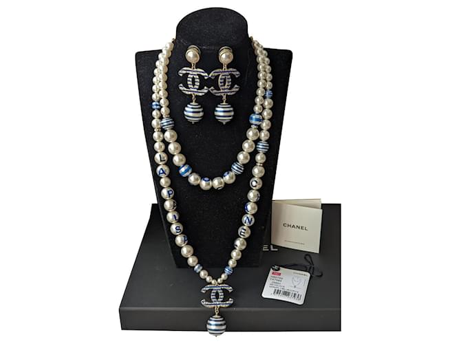 CC A19C logo blue pearl La Pausa Cruise earrings necklace set