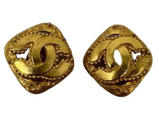 Orecchini Chanel Mark Rhombus oro D'oro